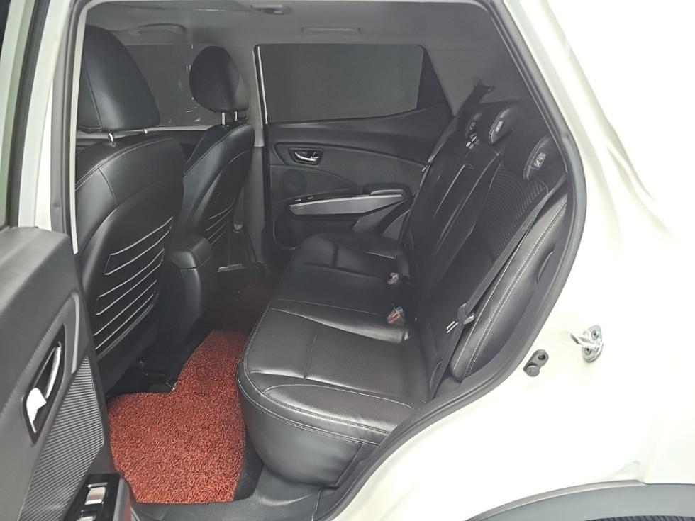 SsangYong Tivoli — miniaturë 12
