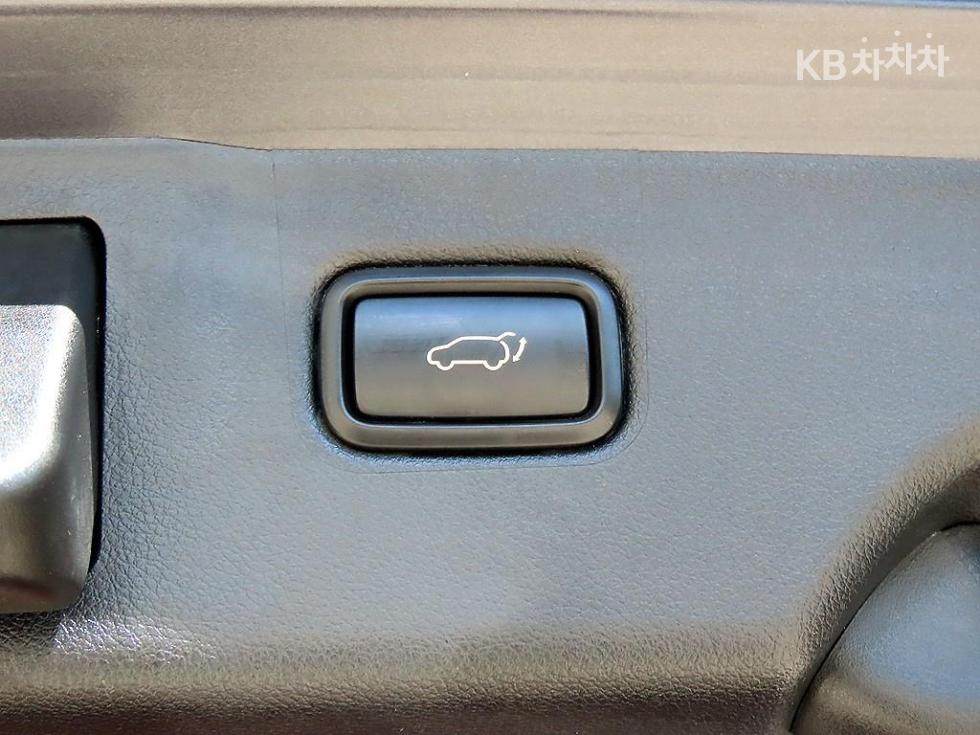 Kia Sorento — miniaturë 18