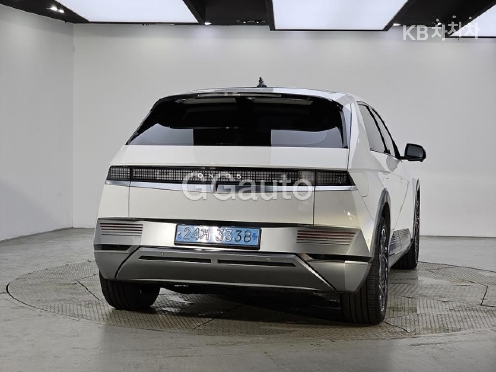 Hyundai IONIQ 5 — miniaturë 3