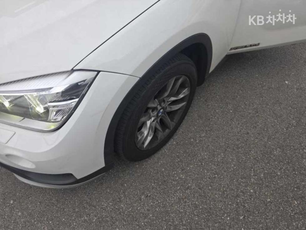 BMW X1 — miniaturë 2