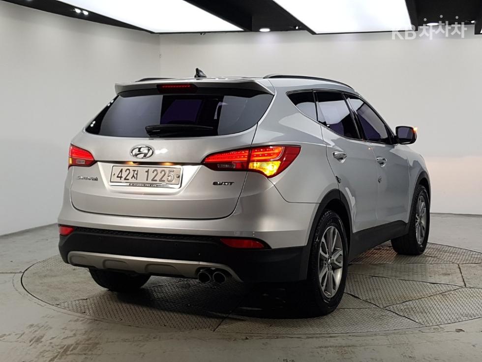 Hyundai Santa Fe — miniaturë 4