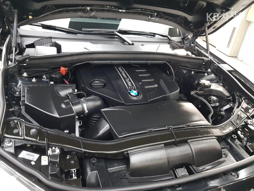 BMW X1 — miniaturë 6