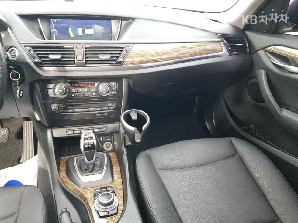 BMW X1 — miniaturë 10
