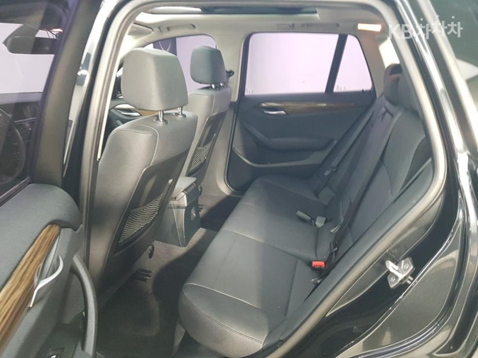 BMW X1 — miniaturë 12
