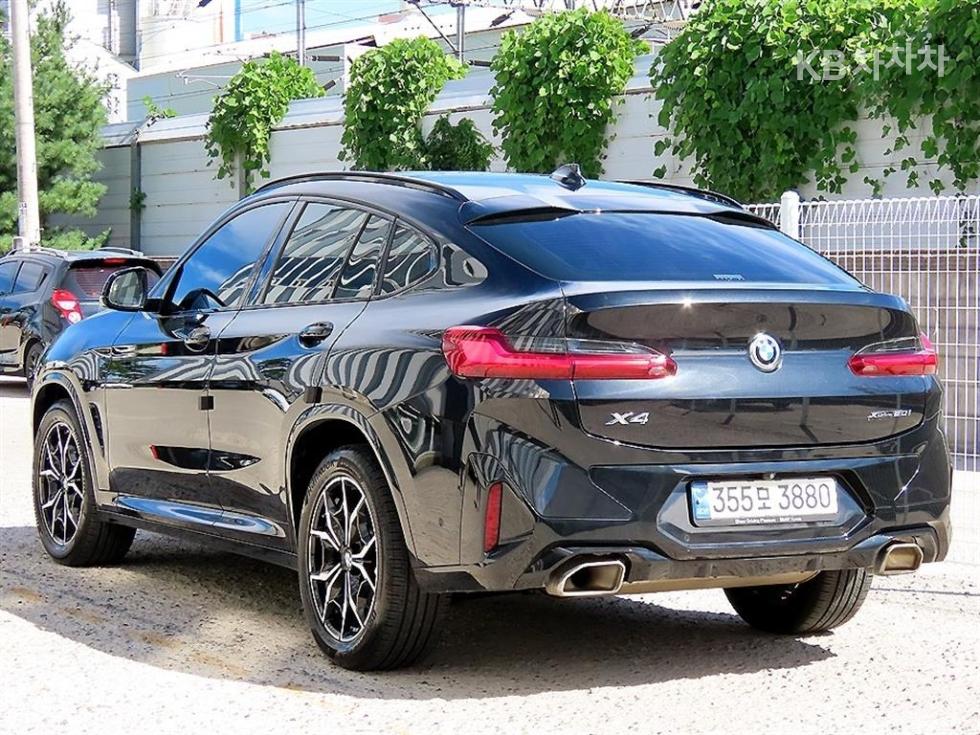 BMW X4 — miniaturë 3