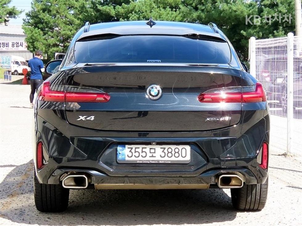 BMW X4 — miniaturë 4