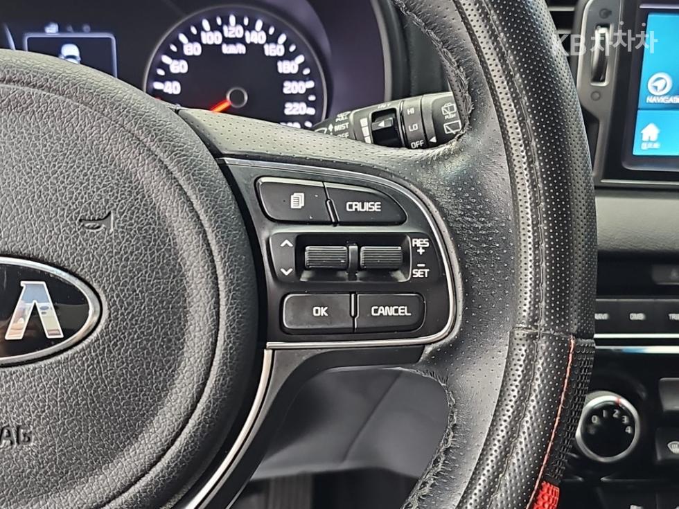 Kia Sportage — miniaturë 17
