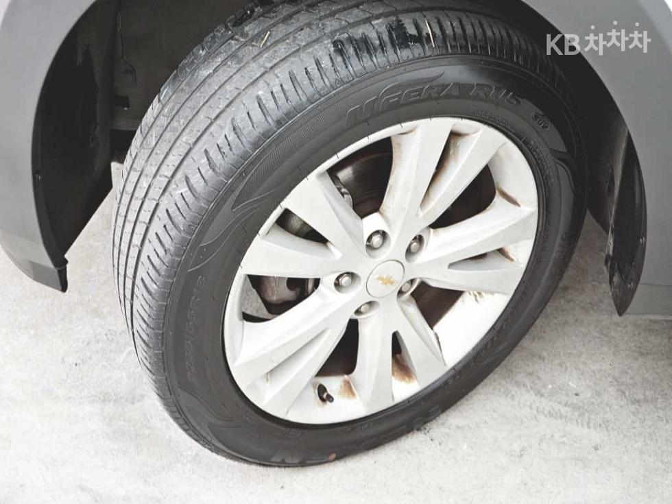Chevrolet Captiva — miniaturë 19