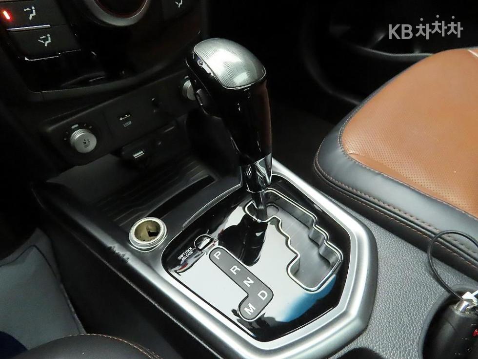 SsangYong Tivoli — miniaturë 10