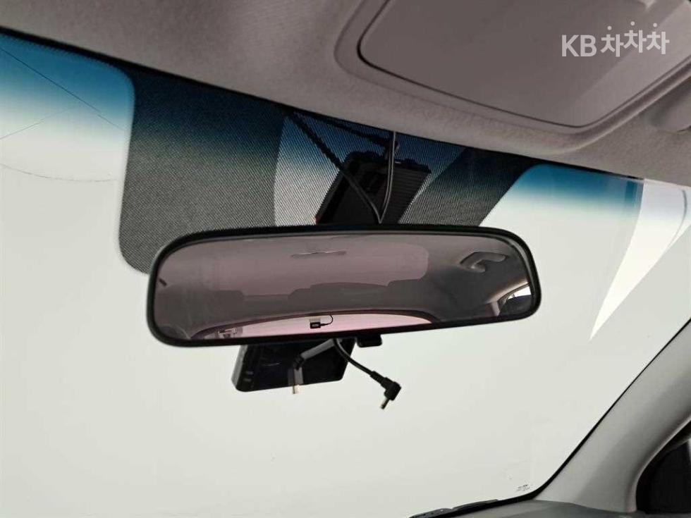 Hyundai Kona — miniaturë 15