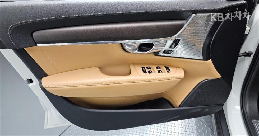 Volvo V90 — miniaturë 10