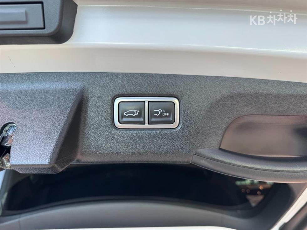 Kia Sorento — miniaturë 19