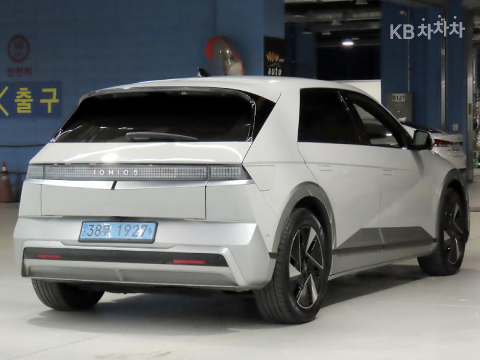 Hyundai IONIQ 5 — miniaturë 4