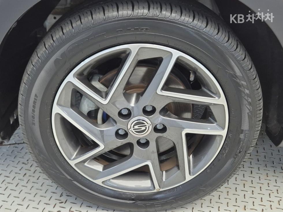 SsangYong Tivoli — miniaturë 19