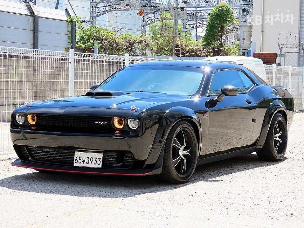 Dodge Челленджер