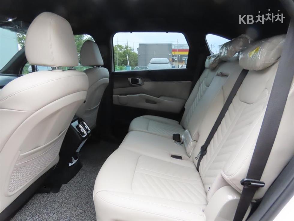 Kia Sorento — miniaturë 8