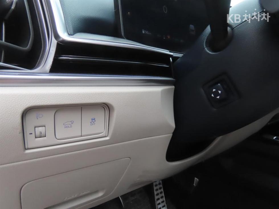 Kia Sorento — miniaturë 16