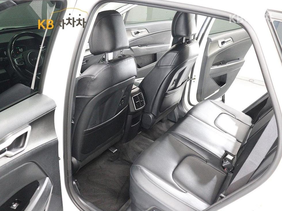 Kia Sportage — miniaturë 17