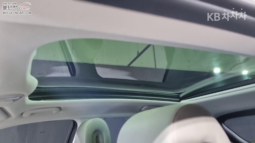 Hyundai IONIQ 5 — miniaturë 16