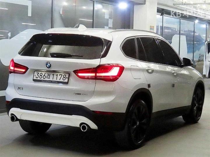 BMW X1 — miniaturë 4