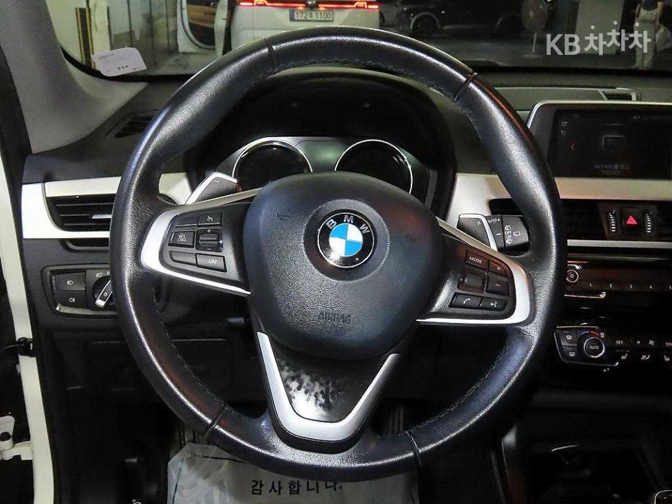 BMW X1 — miniaturë 8