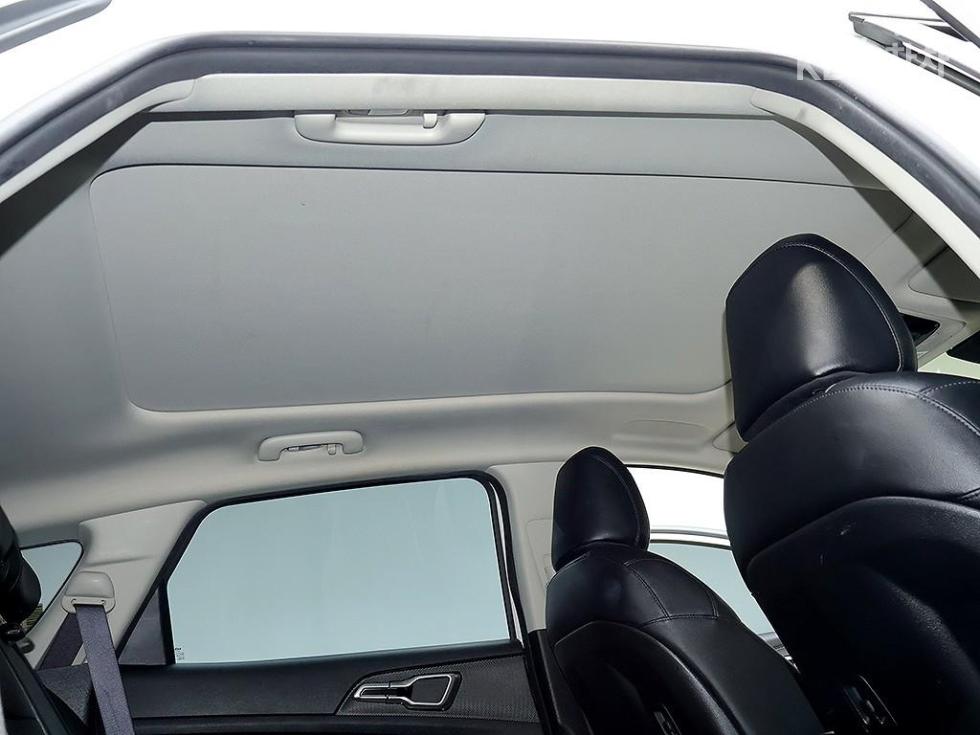 Kia Sportage — miniaturë 14