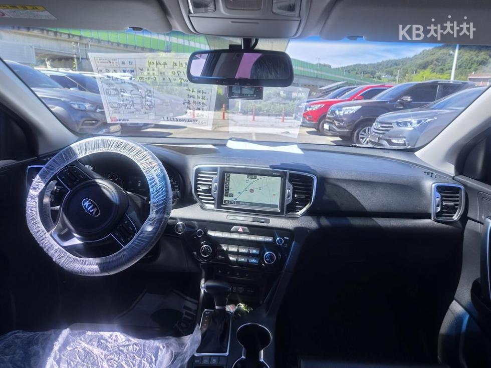 Kia Sportage — miniaturë 8