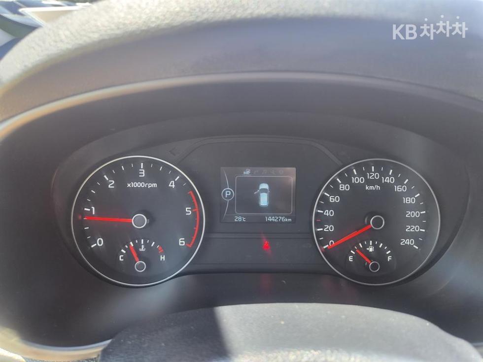 Kia Sportage — miniaturë 9