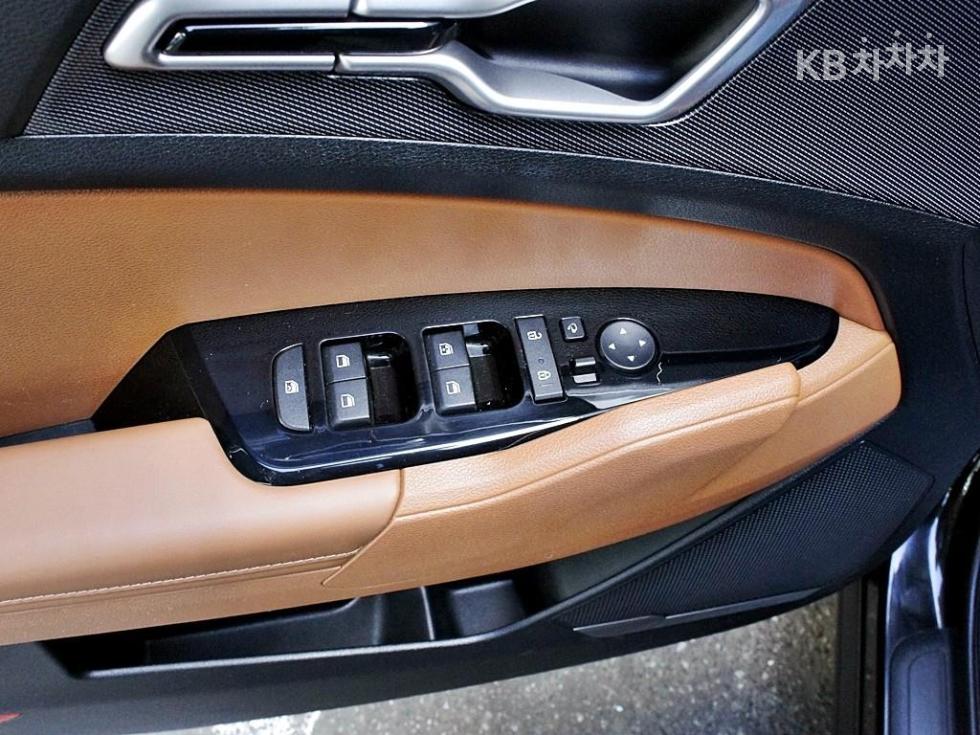 Kia Sportage — miniaturë 13