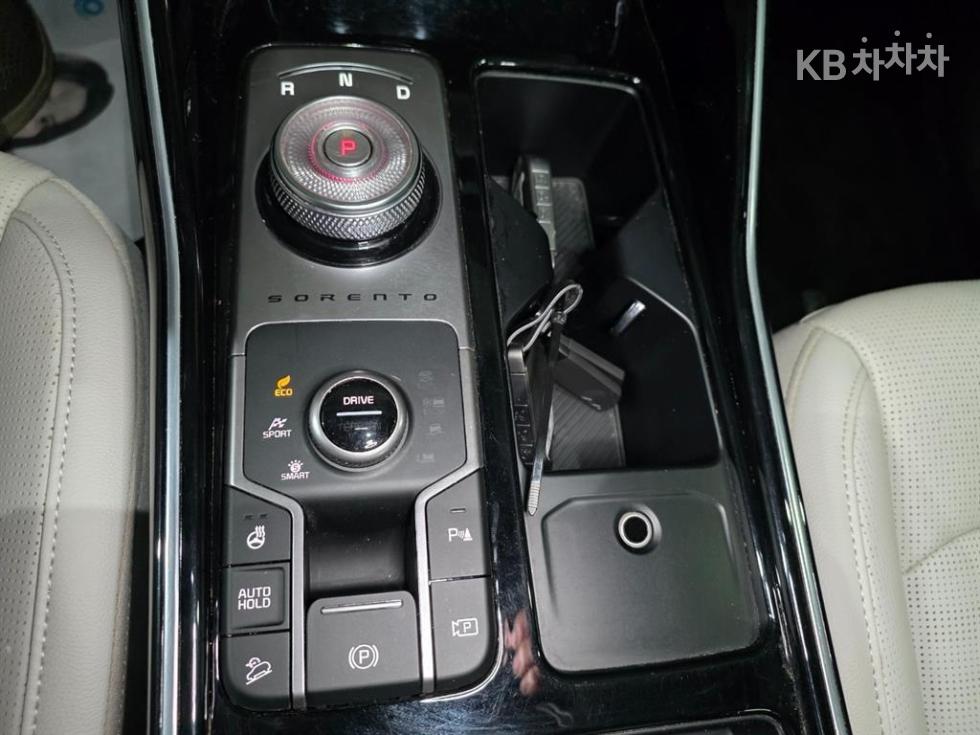 Kia Sorento — miniaturë 10