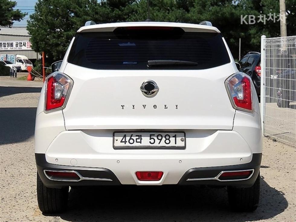 SsangYong Tivoli — miniaturë 4