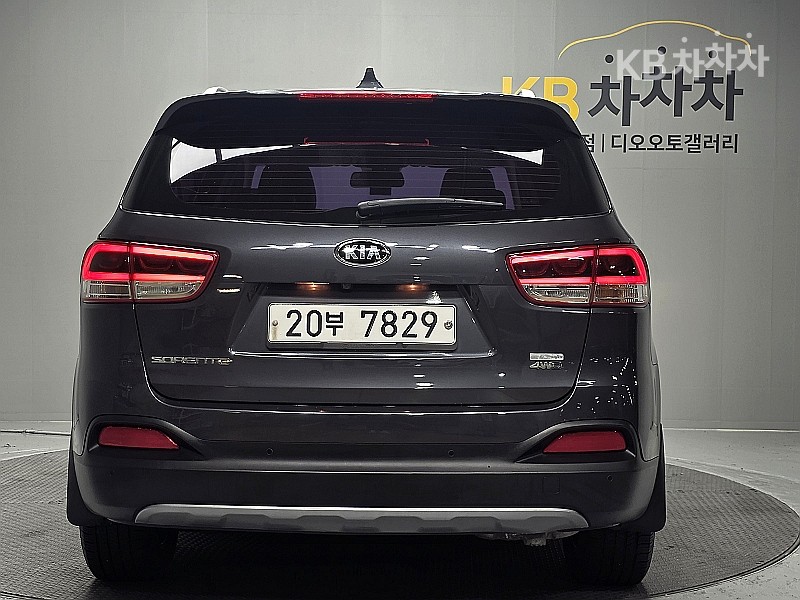 Kia Sorento — miniaturë 5