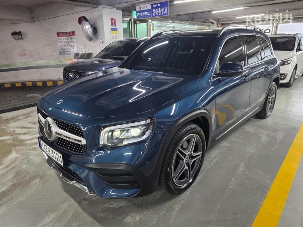 Mercedes-Benz GLB GLB250 4MATIC — foto 1