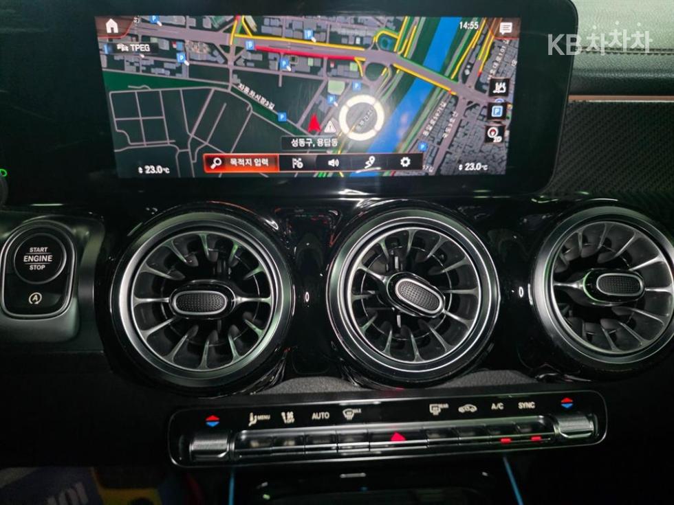 Mercedes-Benz GLB — miniaturë 10