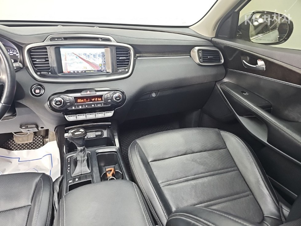 Kia Sorento — miniaturë 10