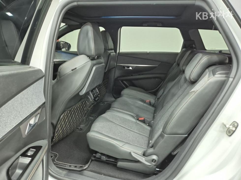 Peugeot 5008 — miniaturë 12