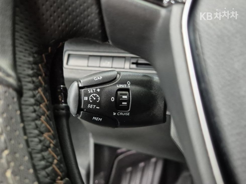 Peugeot 5008 — miniaturë 15