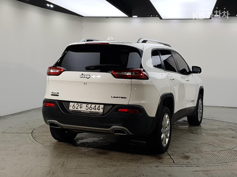 Jeep Cherokee — miniaturë 4