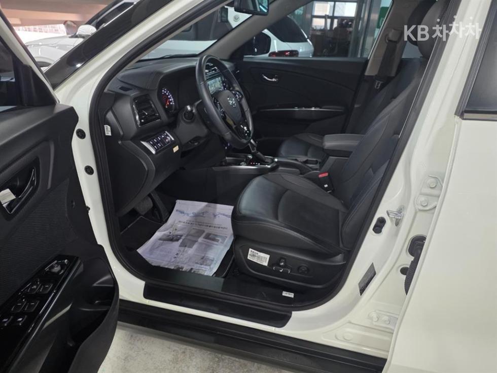 SsangYong Tivoli — miniaturë 5