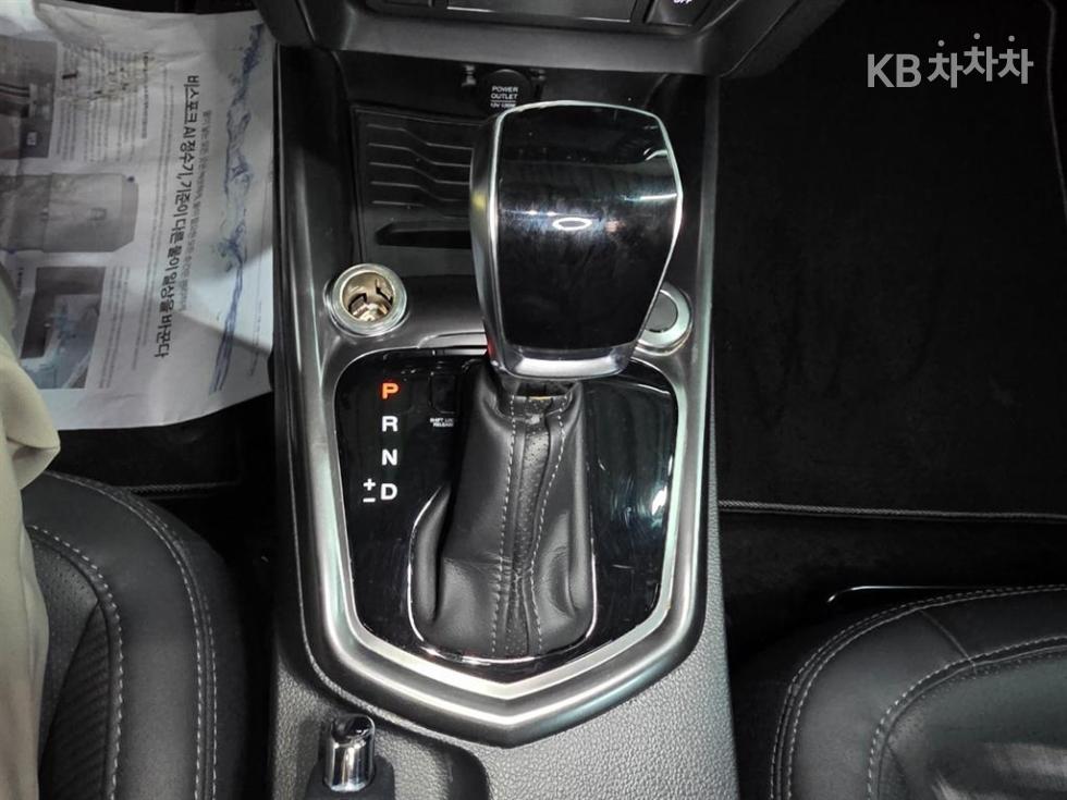SsangYong Tivoli — miniaturë 10