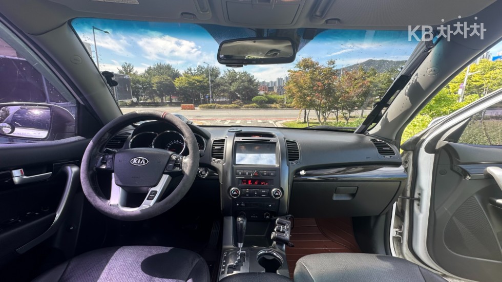 Kia Sorento — miniaturë 8