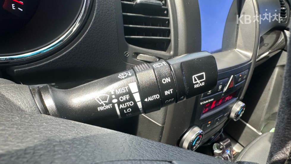 Kia Sorento — miniaturë 14