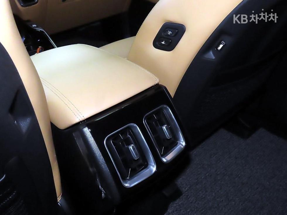 Kia Sorento — miniaturë 14