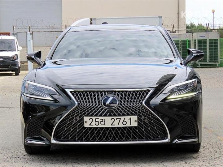 Lexus LS PLATINUM