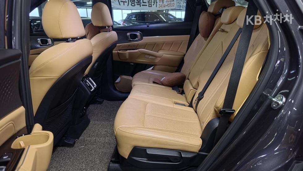 Kia Sorento — miniaturë 12