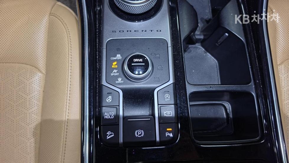 Kia Sorento — miniaturë 15