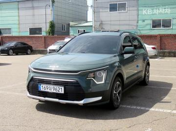 Kia Niro 1.6 HEV 프레스티지 — foto 1