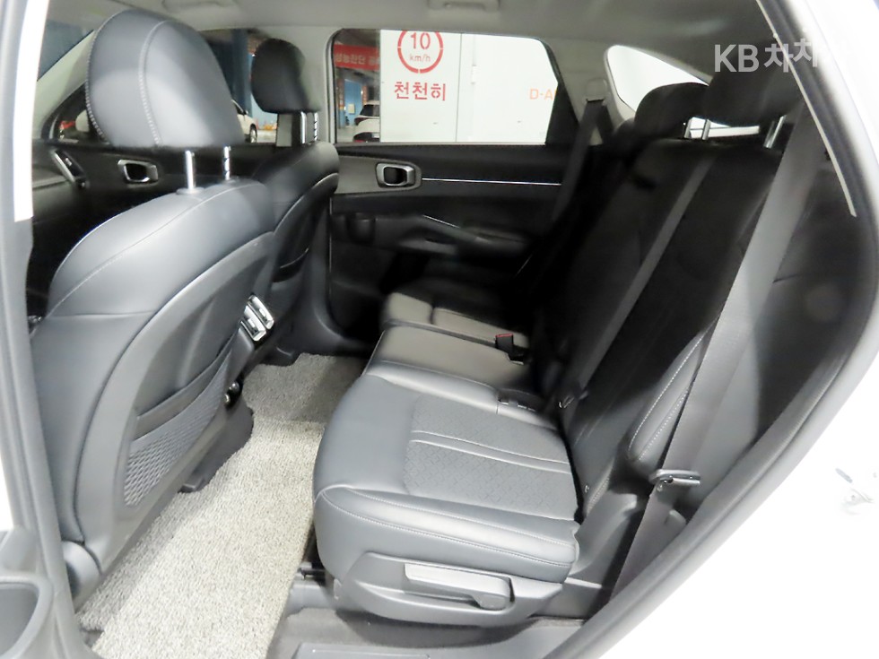 Kia Sorento — miniaturë 7