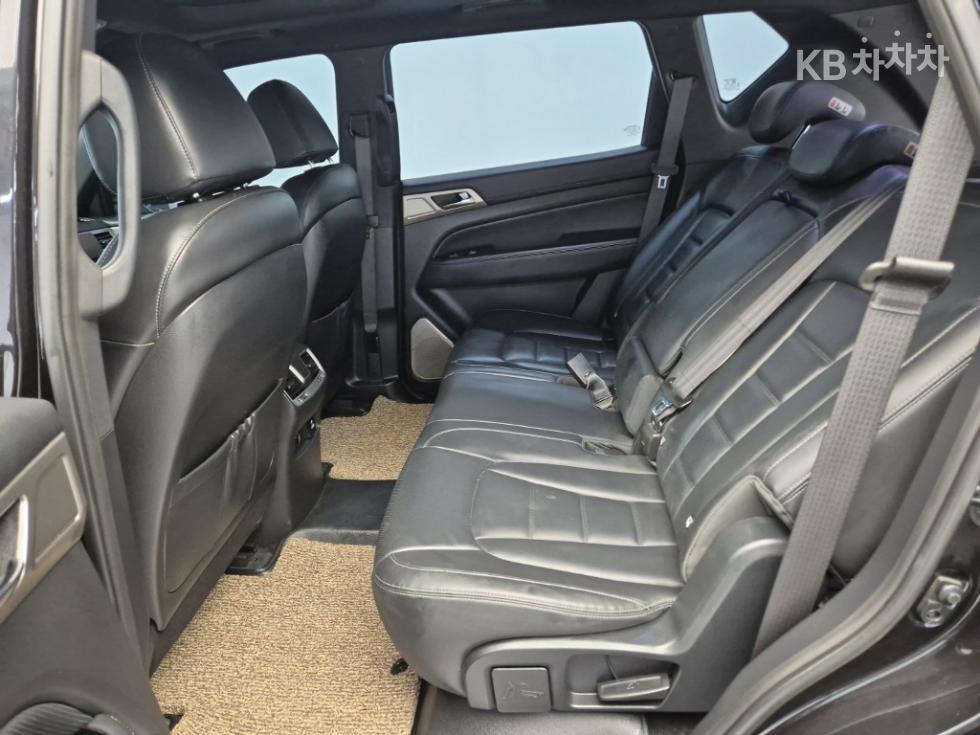 SsangYong Rexton — miniaturë 12