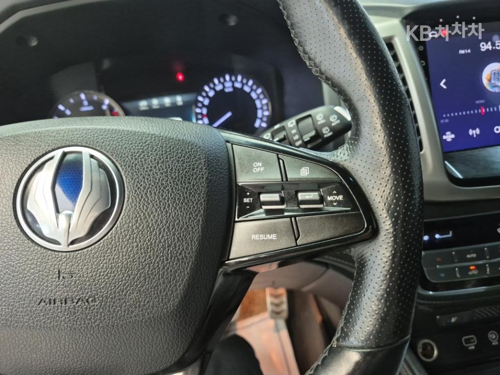 SsangYong Rexton — miniaturë 14